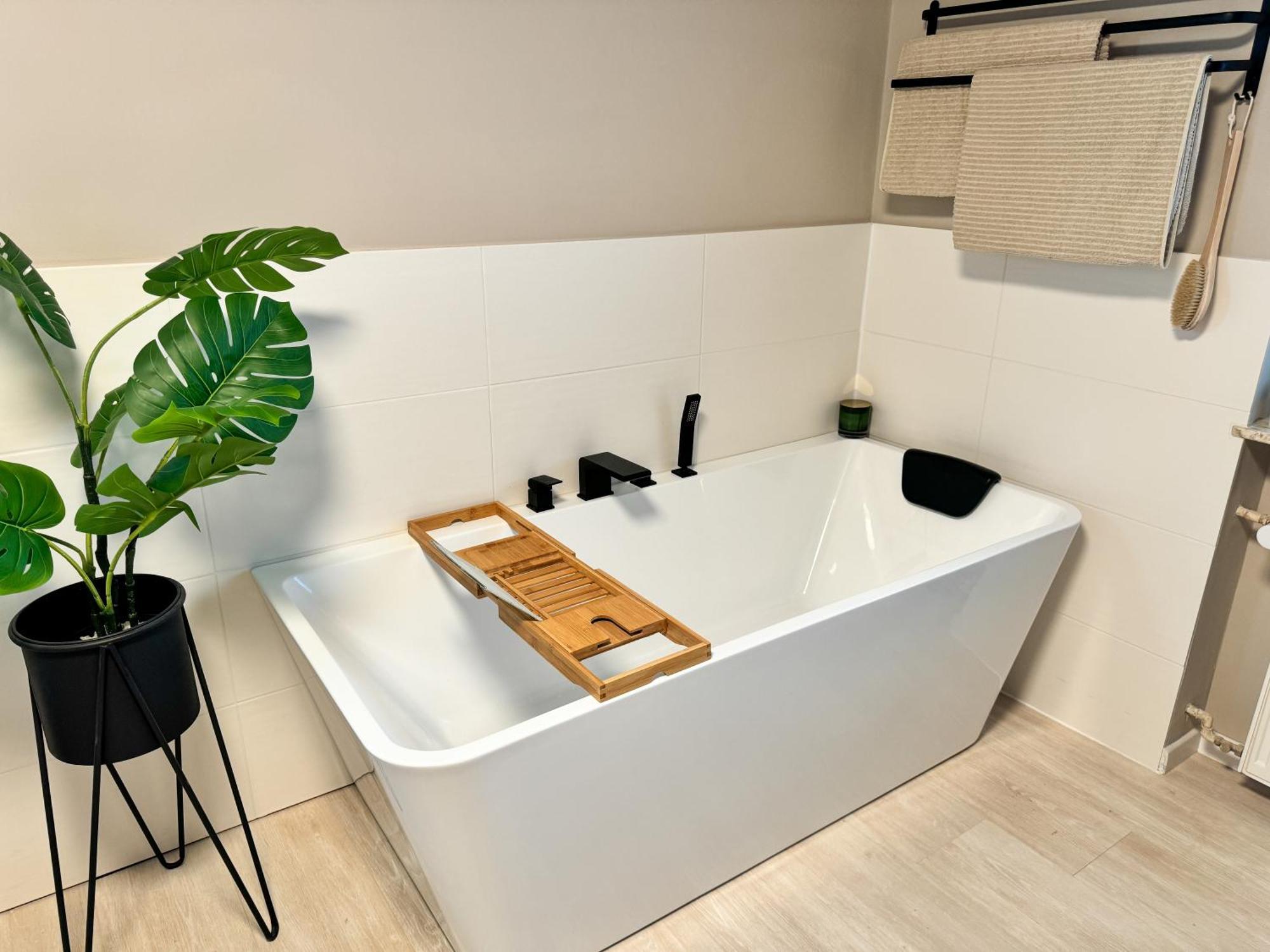 Jupas - Holiday Apartments Трир Экстерьер фото